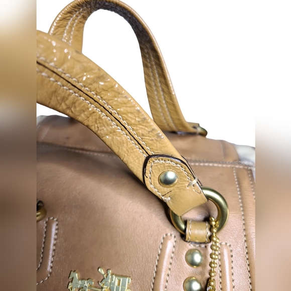 BEAUTIFUL😍Vintage Coach Handbag— label still has serial #🎁‼️ - Picture 10 of 16